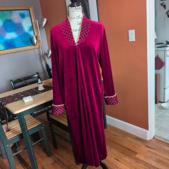 Adonna VTG Robe Lounger Velvet Velour Red & Gold Caftan House Gown Sz S - Picture 12 of 12